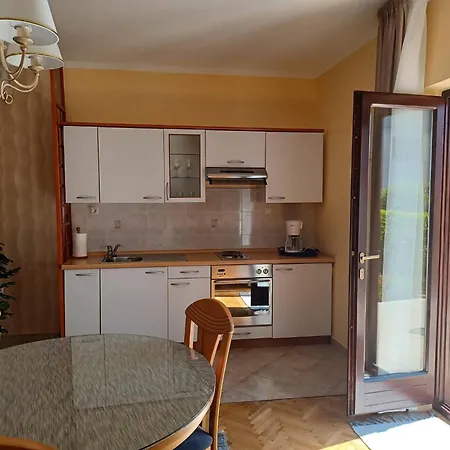Апартаменти For A And Cosy A2 Задар